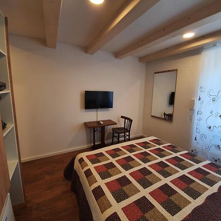 Room Cs Cres Eksteriør bilde